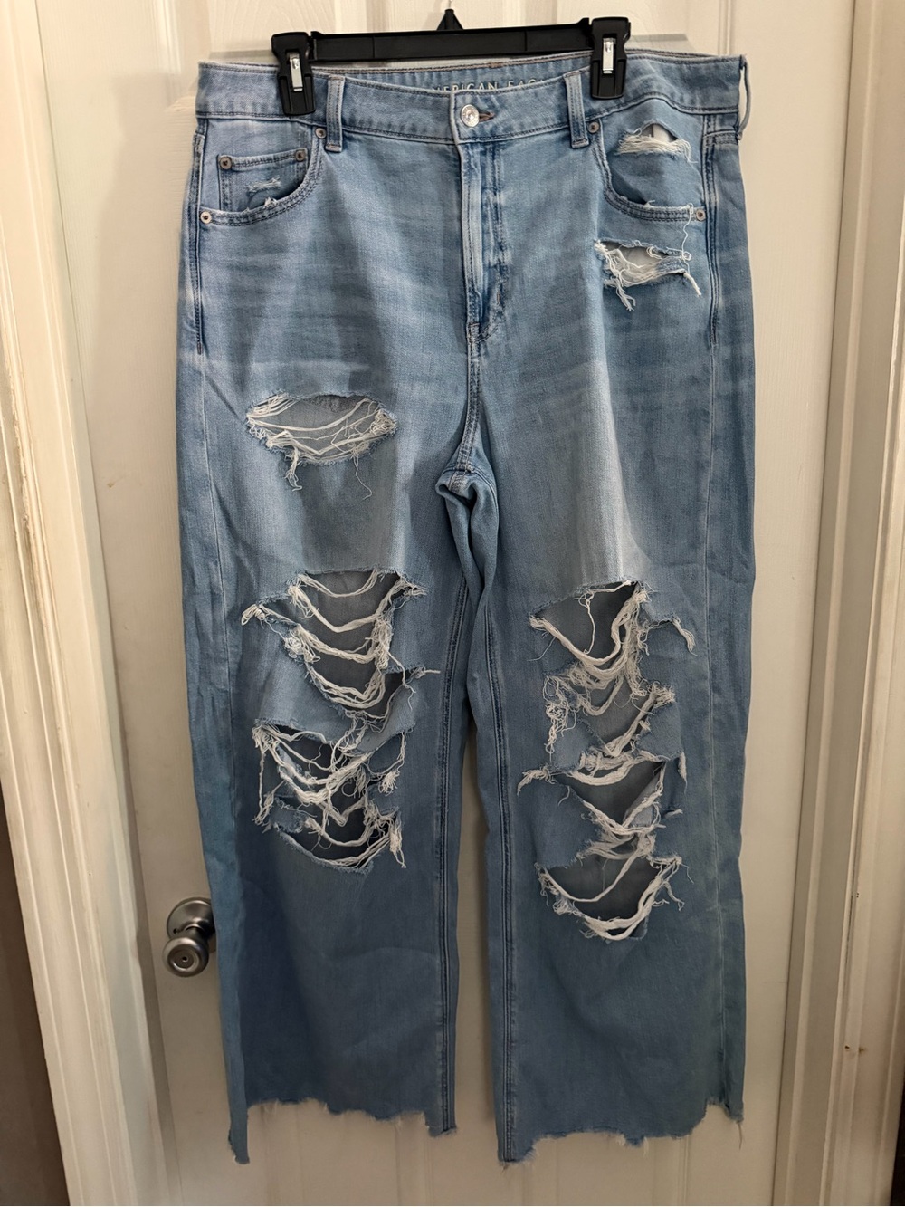 AE Dreamy Drape Stretch Ripped Super High-Waisted Baggy Wide-Leg Jean